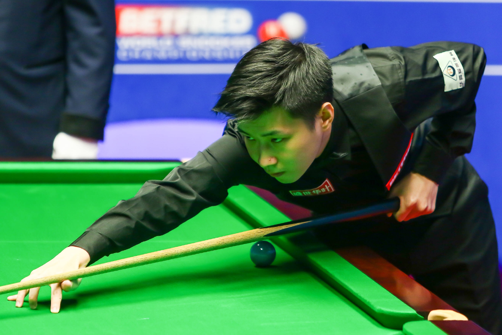 更是心理桎 更是心理桎