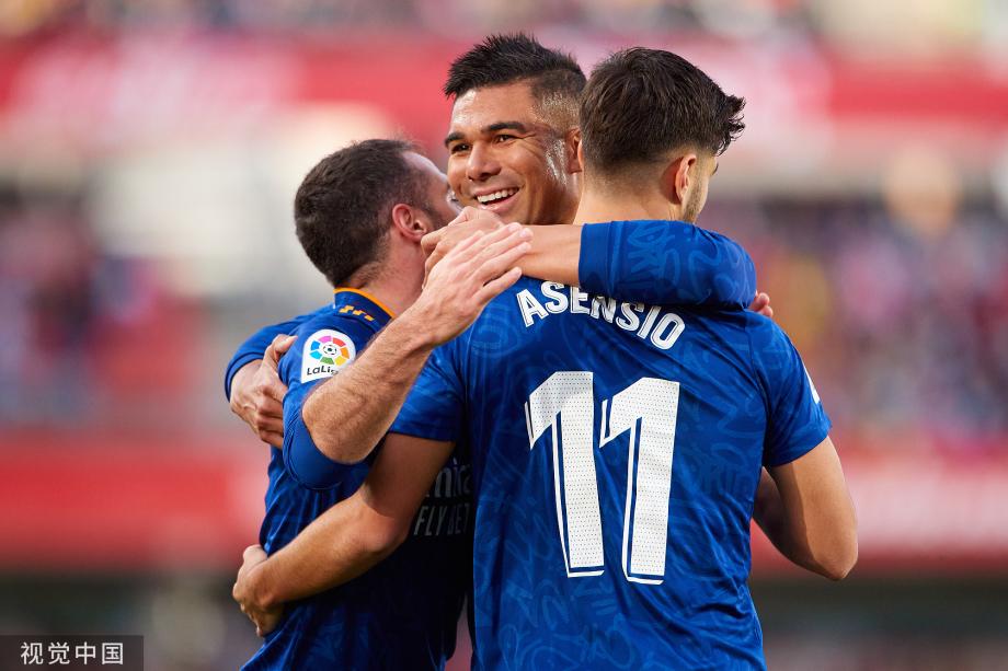 场轰下的4 场轰下的4